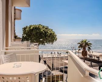 Hotiday Room Collection - Mediterranee Alassio - Alassio - Balcone