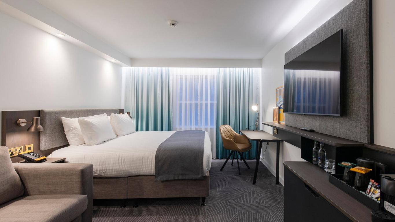 Holiday Inn Bristol Airport By IHG