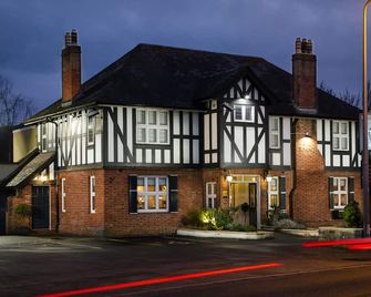 The Rising Sun - בריסטול - בניין