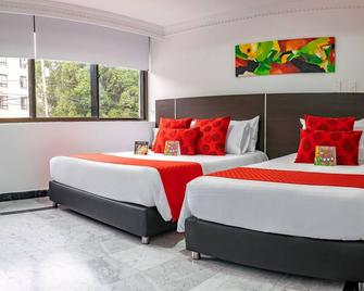 Hotel Montes De La Castellana - Armenia - Schlafzimmer