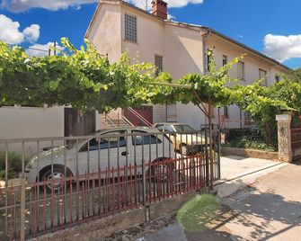 Apartment Sonja 695 - Pula - Vista del exterior