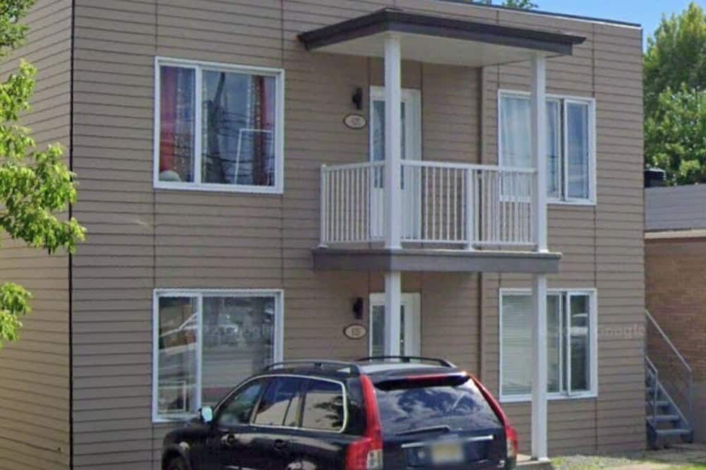 Appartement Tres Propre Proche De Tout - Québec City - Building