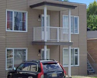 Appartement Tres Propre Proche De Tout - Québec City - Building