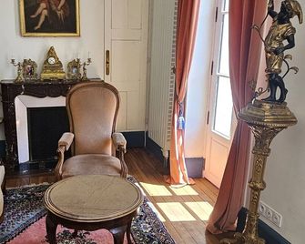 Lovely Family Home in Chartreuse Mountai - Voreppe - Wohnzimmer