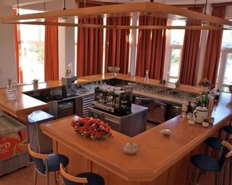 Eristos Beach Hotel - Livadia - Cocina