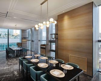 Wyndham Grand Busan - Busan - Restaurant