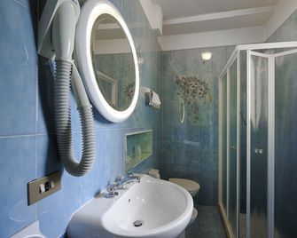 Hotel Bertusi - Porretta Terme - Bathroom