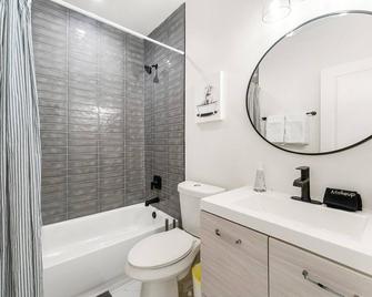Peaceful & Modern Historic Norcross Home - Norcross