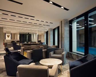 The V Hotel - Bagdad - Lounge