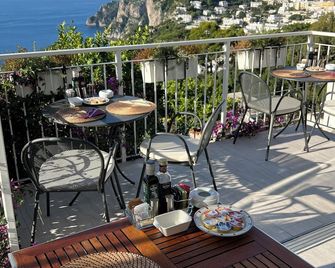 La Reginella Capri - Capri - Balcony