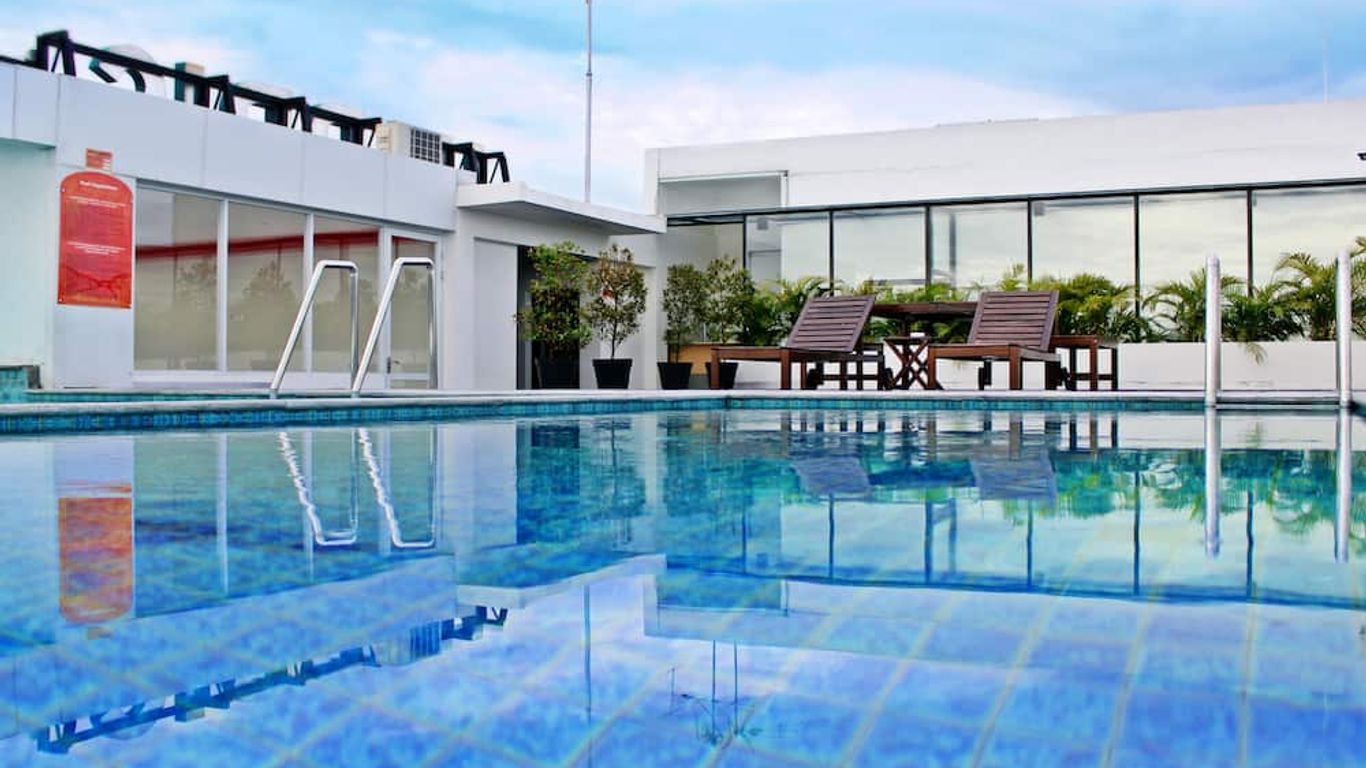 هاريس هوتل بونتياناك