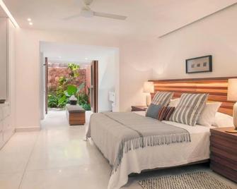 El Careyes Beach Resort - Costa Careyes - Bedroom