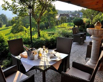 Nature Hotel Lukanc - Bled - Patio