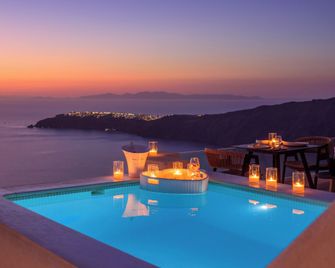 Andromeda Villas & Spa Resort - Imerovigli - Pool