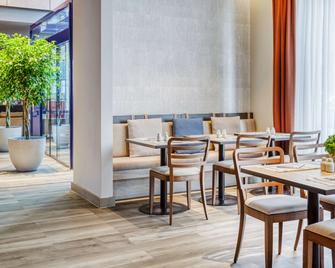 Intercityhotel Nürnberg - נורמברג - מסעדה