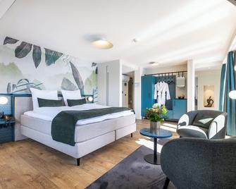 Hotel Central am See - Weggis - Bedroom