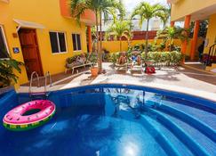 Kaam Accommodations - Puerto Morelos - Pool
