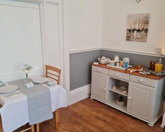 ذا تشايمز - بريدلنغتون - غرفة طعام