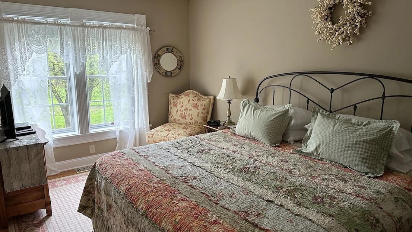 Maple Shade Bed & Breakfast