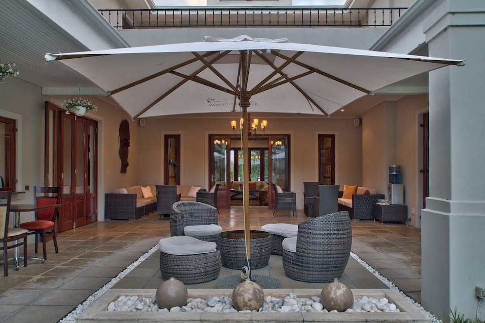 Nova Constantia Boutique Residence thumbnail 2