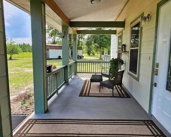 The Haven of Peace in Madison County, FL - Lee - Balcony
