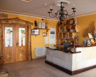 O Lar da Avoa - Cambados - Front desk