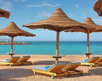 Hilton Hurghada Plaza - Hurghada - Beach