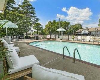 Candlewick Inn - Eureka Springs - Uima-allas