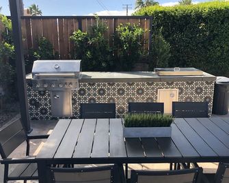 Beautiful Palm Springs House with Pool/Jacouzi in Palm Springs - Palm Springs - Patio