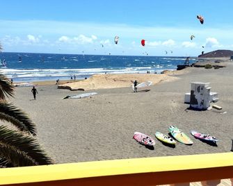 Apartamentos Medano - Casa Playa - El Médano - Beach