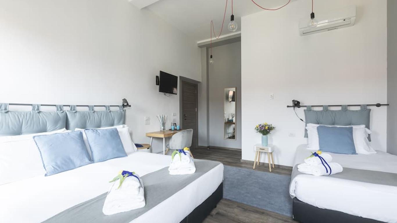 هوتل ميتشيلي - سيفيكو 50