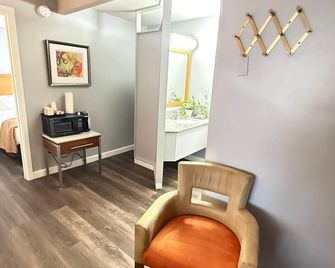 Naval Suites by FairBridge - Bremerton
