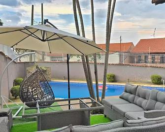 House with Heated Pool Z/L - São Paulo - Piscina