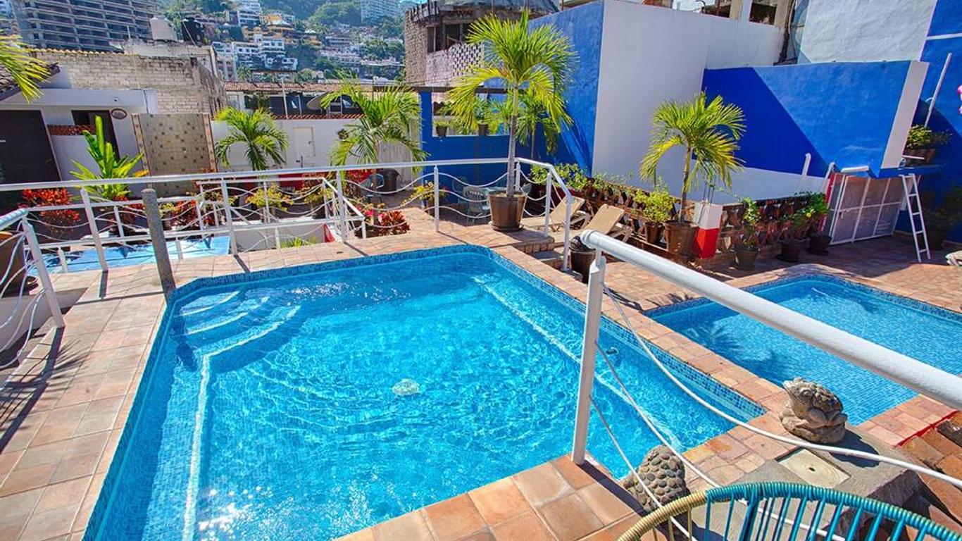 La Iguana Vallarta Lgbt Experience - Romantic Zone