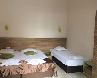 Flower Street Luxury Studios in Palm Residence - Nesebar - Bedroom