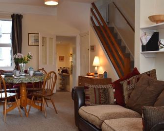 Tilling View with private parking - Rye - Sala de estar