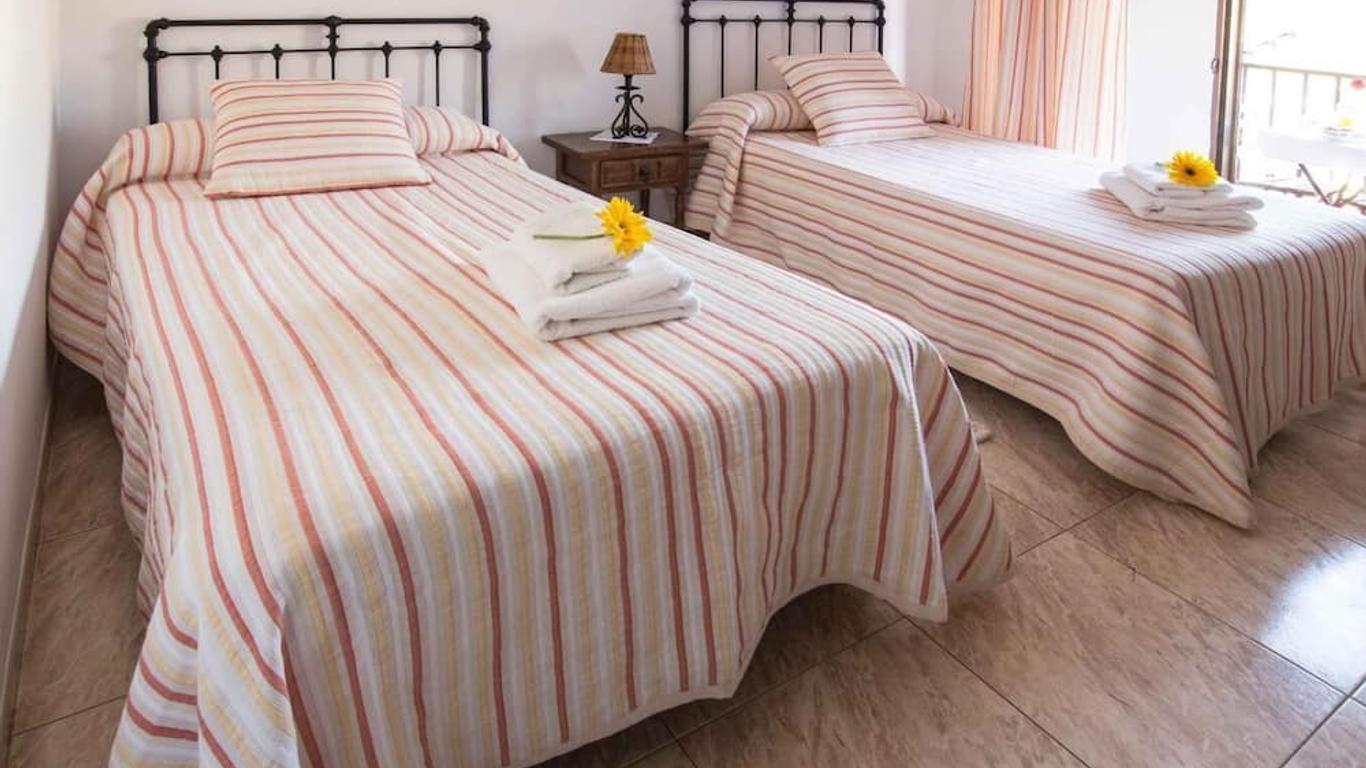 هوستال ألبا تاروتا