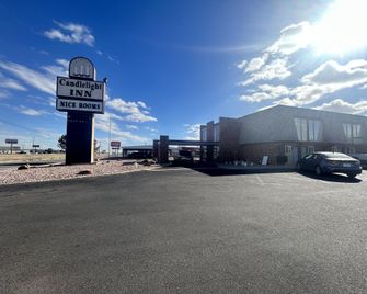 OYO Candlelight Inn - Scottsbluff - Edifici