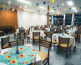 Hotel Dan Inn Pocos De Caldas - Poços de Caldas - Restaurant