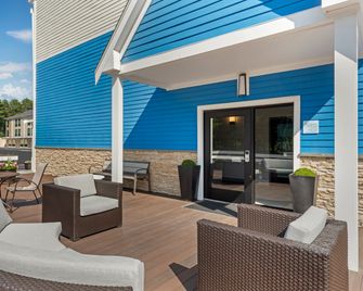 Holiday Inn Express Hyannis - Cape Cod by IHG - Hyannis - Edificio