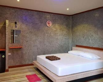 Relax House - Pak Tho - Bedroom