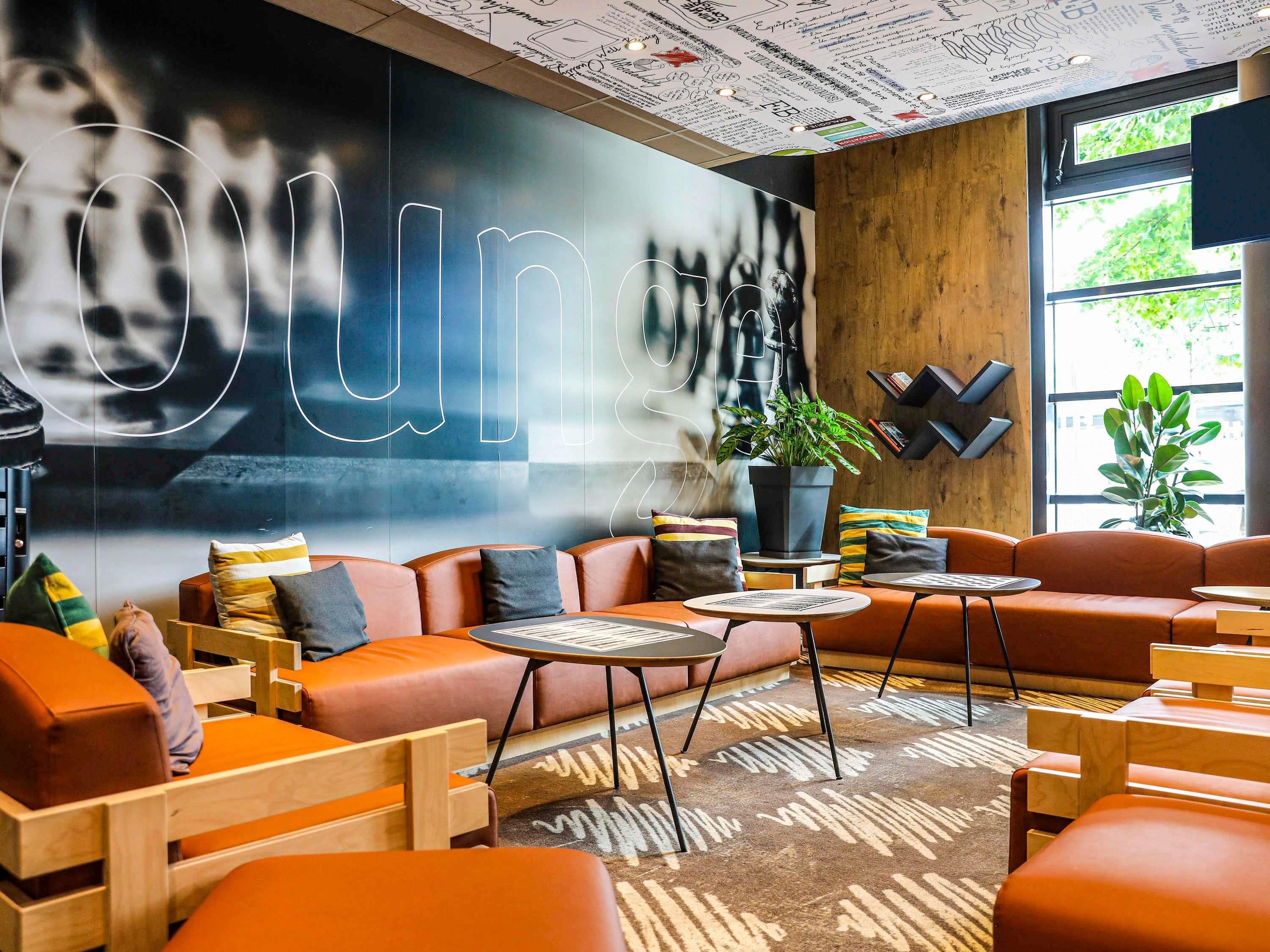 إيبيس باريس بورت دي كليشي سنتر