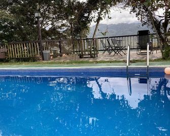 Rinconcito Verde - Cartago - Zwembad