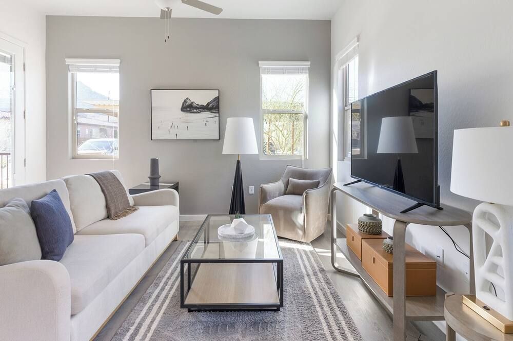 Landing Apartments Oro Valley - Oro Valley - Soggiorno