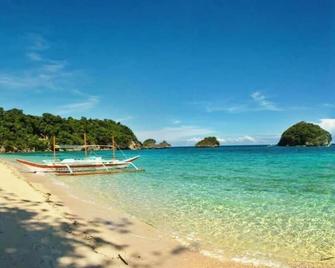 Oasis Resort and Spa - Boracay - Pantai