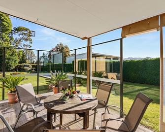 Selmes Sanctuary - Blenheim Holiday Home - Blenheim - Patio