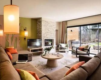 Center Parcs - Domaine Le Bois Aux Daims - Cottage 5 Rooms 8 People Vip - Les Trois-Moutiers - Sala de estar