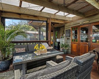 Tamborine Mountain Bed and Breakfast - Eagle Heights