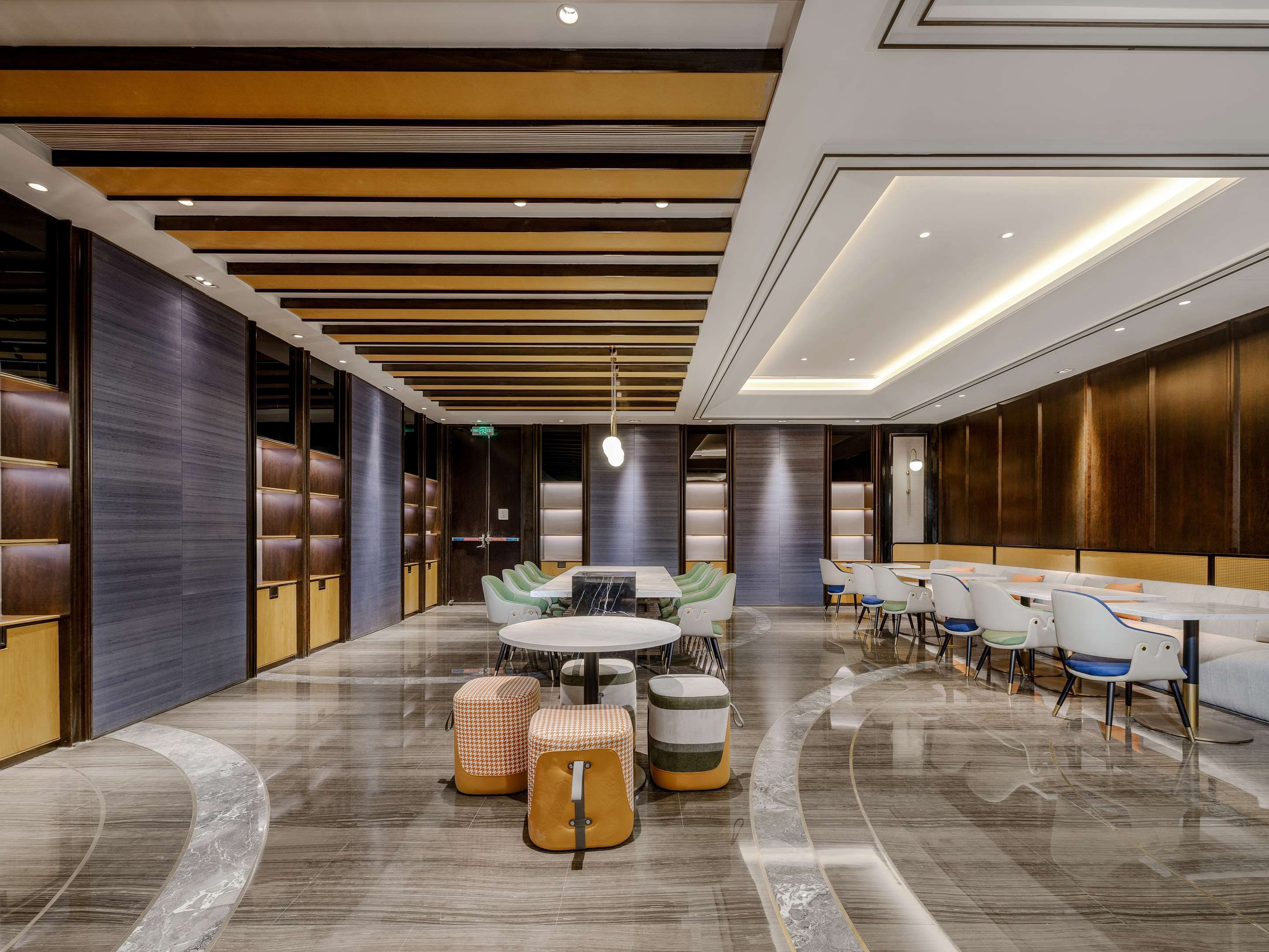 Hilton Garden Inn Beijing Guomao thumbnail 2