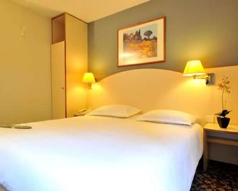 Kyriad Annecy Cran Gevrier - Annecy - Bedroom